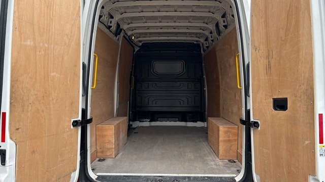Volkswagen Crafter 2.0 Tdi Cr35 Trendline Panel Van White #6