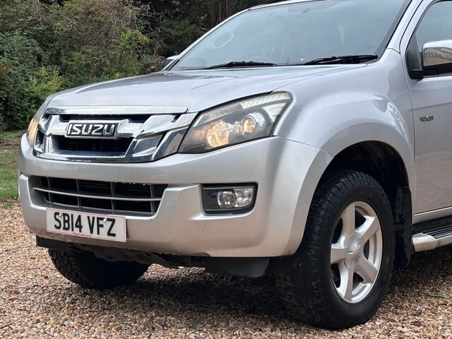 Isuzu D-Max 2.5 Td Yukon Pickup 4X4 194 G K Silver #4