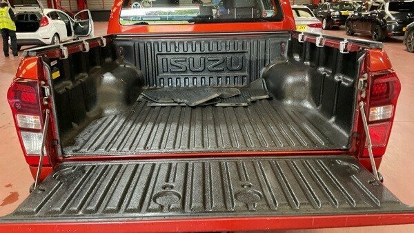 Isuzu D-Max 2.5 Td Utah Huntsman Pickup 4X4 Red #6