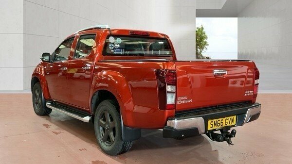 Isuzu D-Max 2.5 Td Utah Huntsman Pickup 4X4 Red #2