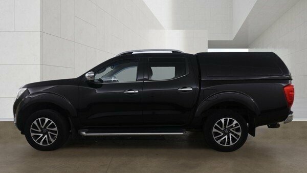 Nissan Navara 2.3 Dci Tekna Pickup Double Cab 4W Black #6