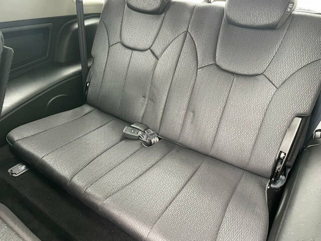SsangYong Rexton Estate Silver #16