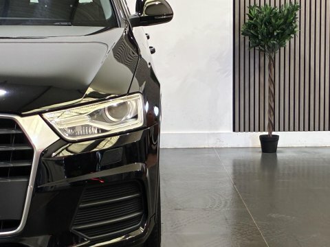 Audi Q3 2.0 Tdi Se Black #5
