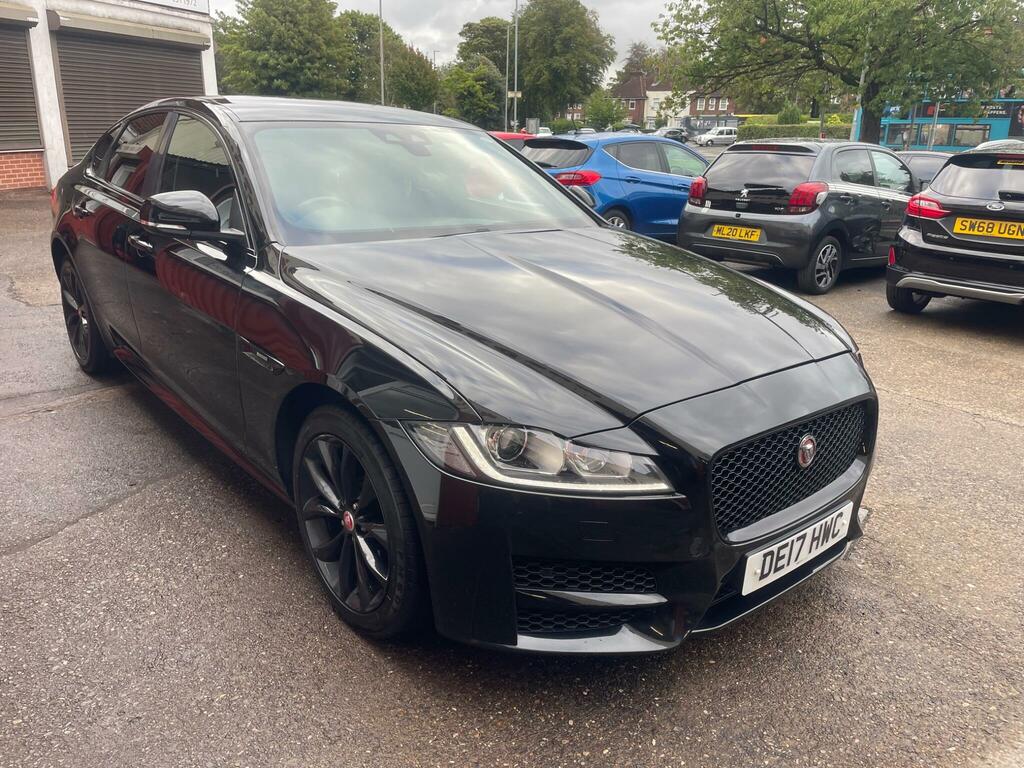 Jaguar XF 2.0D R-sport Euro 6 Ss Black #2