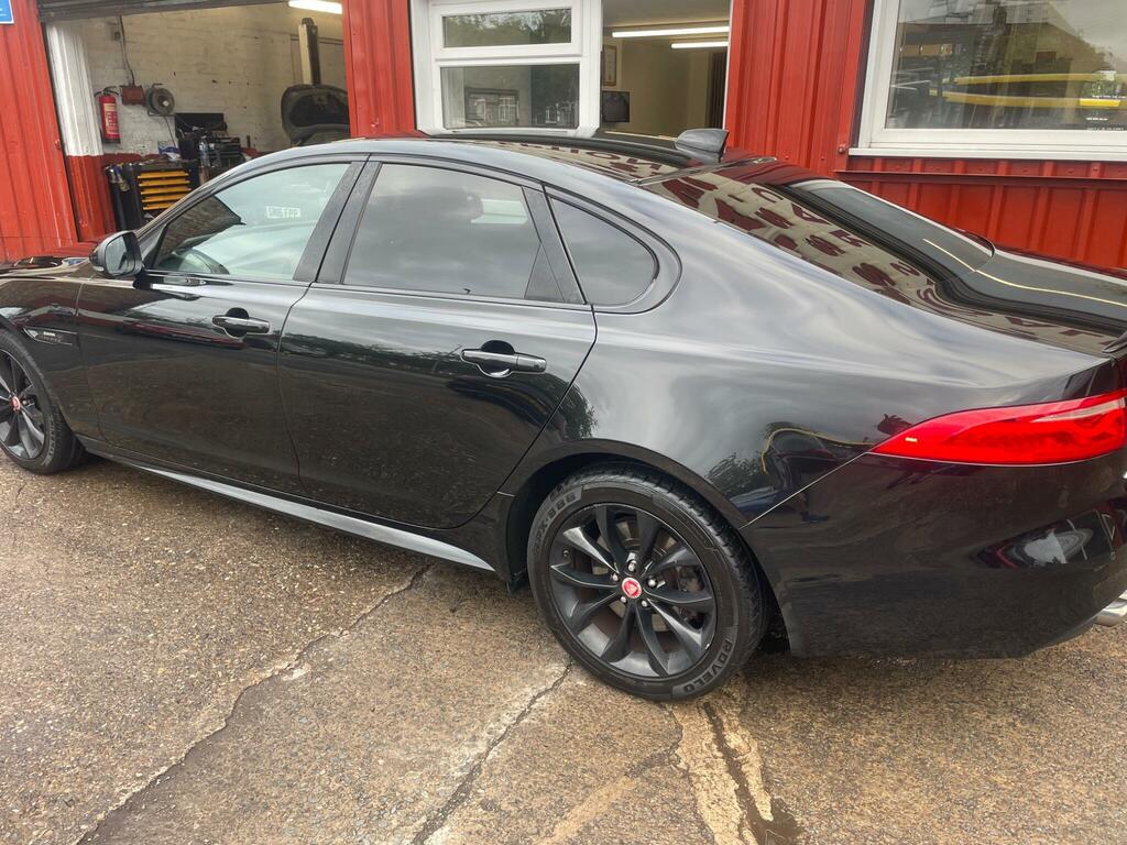 Jaguar XF 2.0D R-sport Euro 6 Ss Black #5