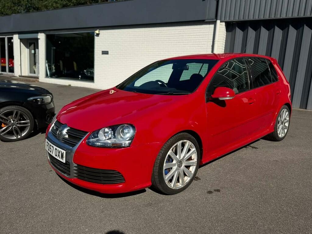 Volkswagen Golf R32 Red