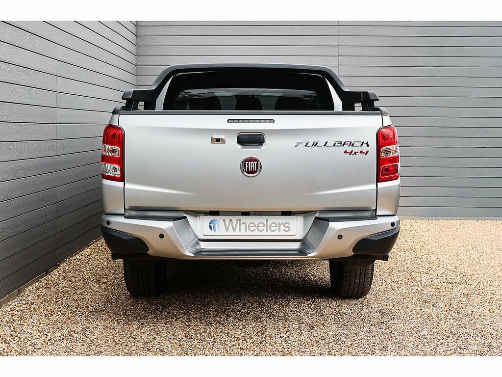 Fiat Fullback Pickup 2.4 LX No Vat 201818 Red #7