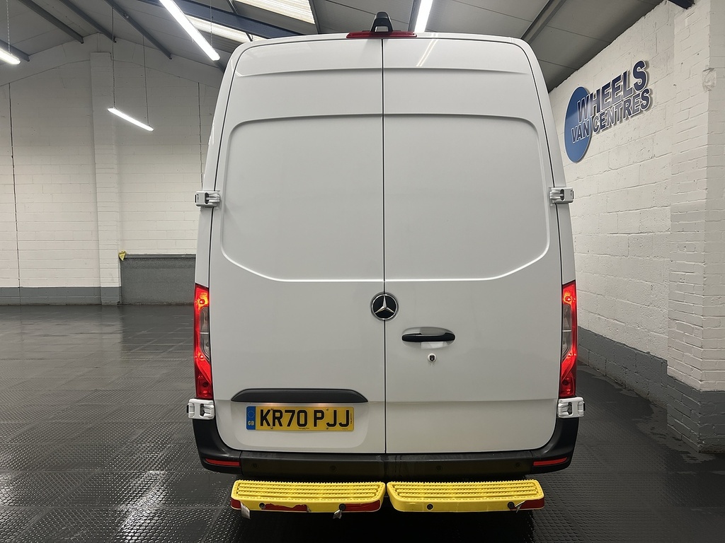 Mercedes-Benz Sprinter 2.0 315 Cdi Progressive Panel Van Manua White #4