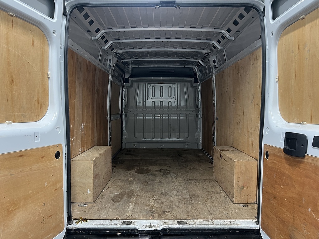 Peugeot Boxer 2.2 Bluehdi 335 Professional Premium Panel Van 5 White #5