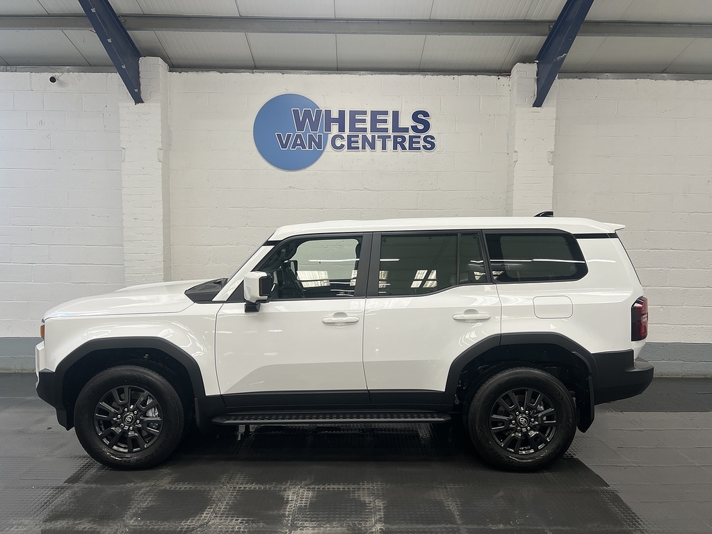 Toyota Land Cruiser 2.8D Mhev Panel Van Hybrid 4Wd Lwb White #2