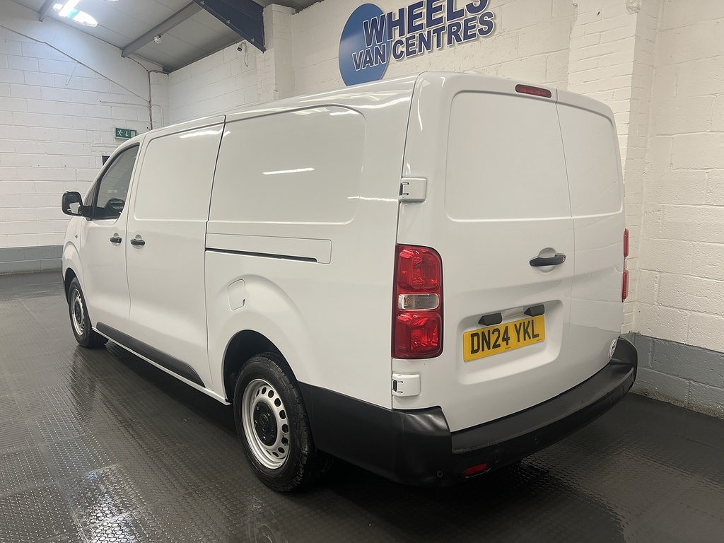 Vauxhall Vivaro 2.0 Turbo D Prime XL Panel Van 6Dr L White #3