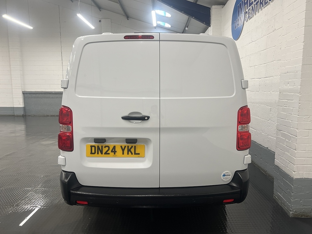 Vauxhall Vivaro 2.0 Turbo D Prime XL Panel Van 6Dr L White #4