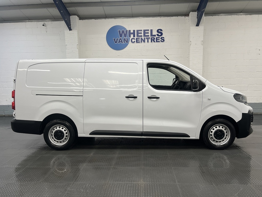 Vauxhall Vivaro 2.0 Turbo D Prime XL Panel Van 6Dr L White #6