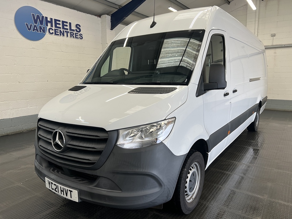 Mercedes-Benz Sprinter 2.1 314 Cdi Progressive Panel Van Manua White