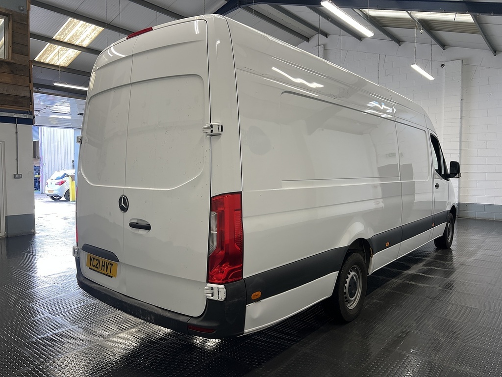 Mercedes-Benz Sprinter 2.1 314 Cdi Progressive Panel Van Manua White #3
