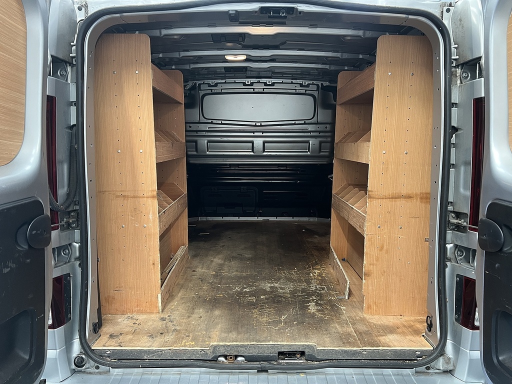 Renault Trafic 2.0 Dci Blue Sl28 Sport Panel Van Edc Grey #5