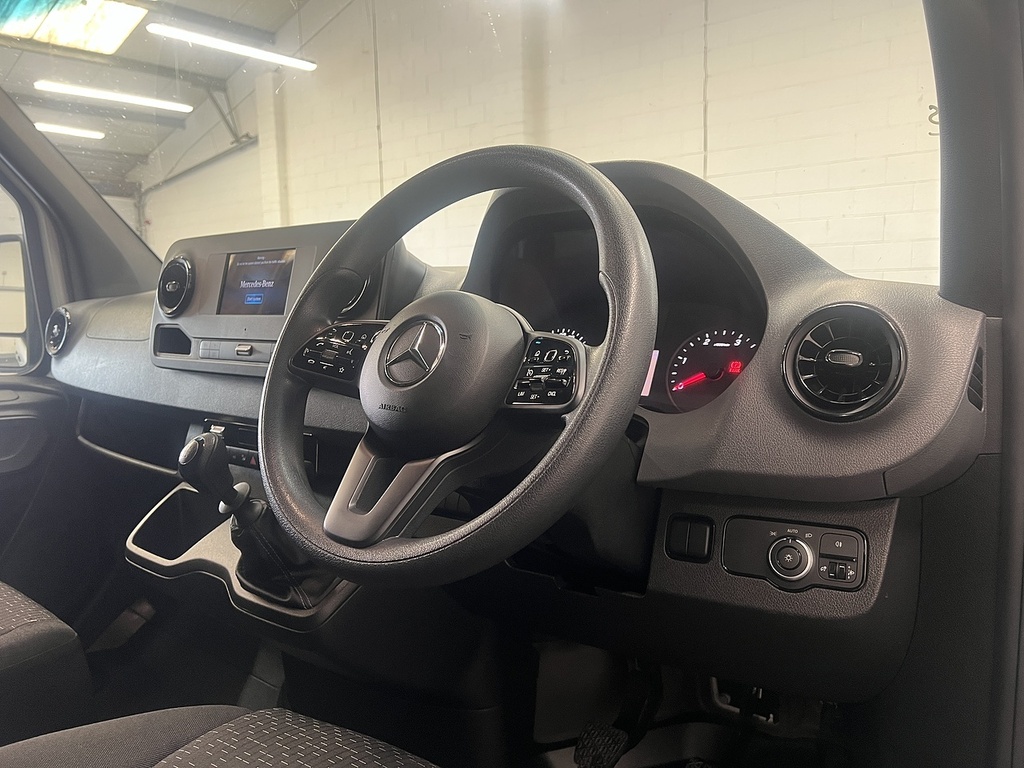 Mercedes-Benz Sprinter 2.0 315 Cdi Premium Panel Van Rw White #6