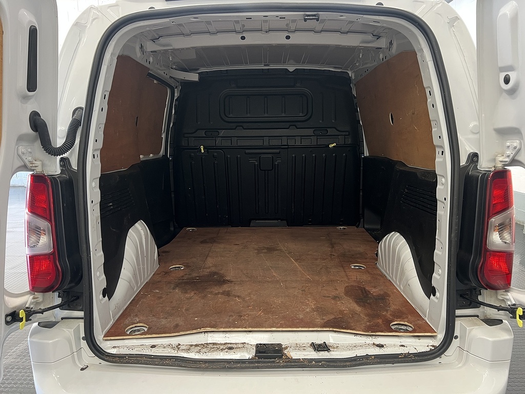 Vauxhall Combo 1.5 Turbo D 2300 Pro Panel Van L White #5