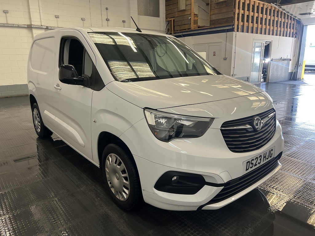 Vauxhall Combo 1.5 Turbo D 2300 Pro Panel Van L White #4