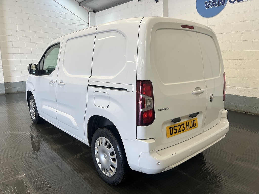 Vauxhall Combo 1.5 Turbo D 2300 Pro Panel Van L White #2