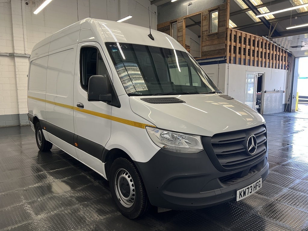 Mercedes-Benz Sprinter 2.0 315 Cdi Progressive Panel Van Manua White #4