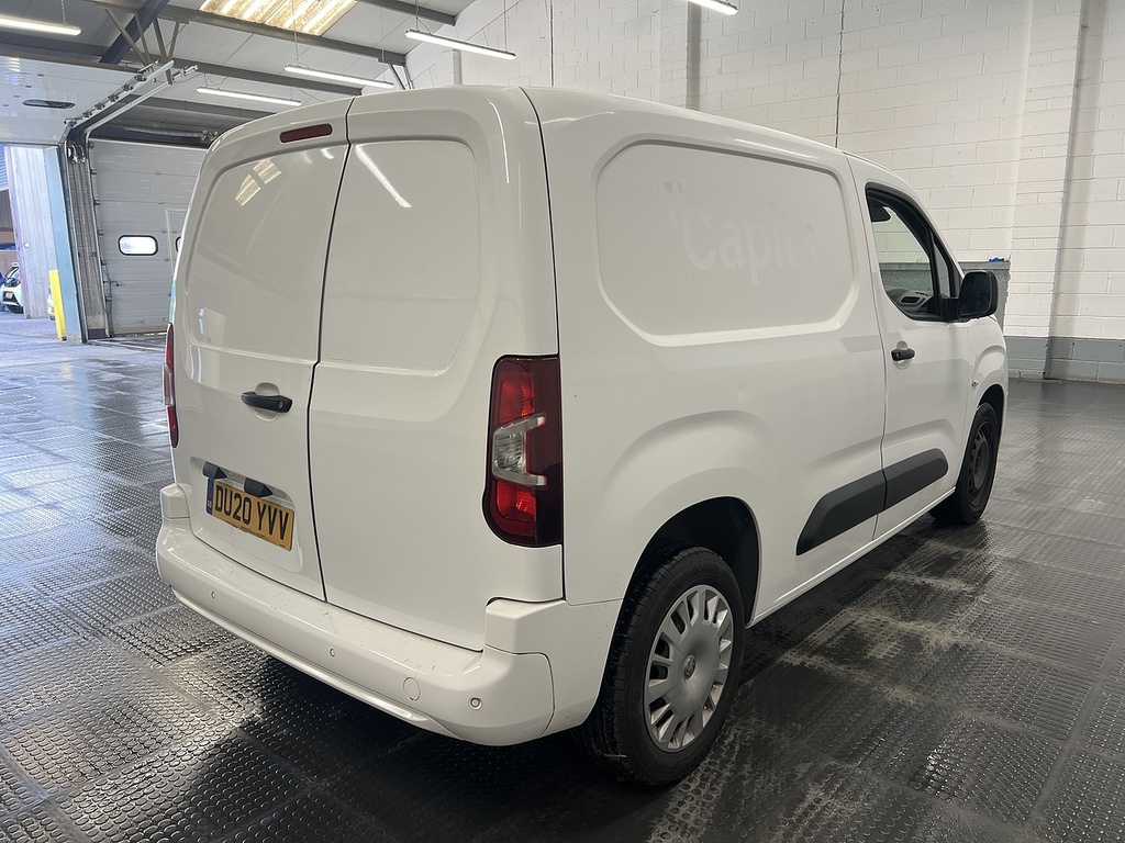 Vauxhall Combo 1.6 Turbo D 2300 Sportive Panel Van Man White #3
