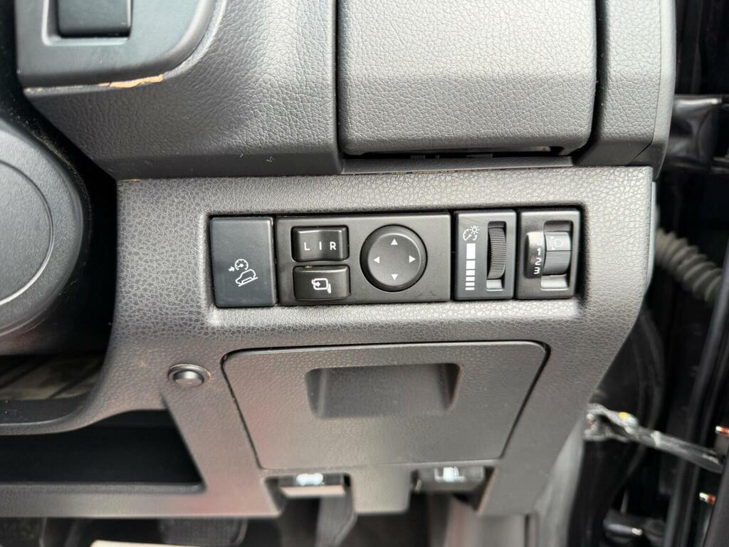 Isuzu D-Max 1.9 Arctic Truck 35 Double Cab 4X4 Pick Up Di White #18