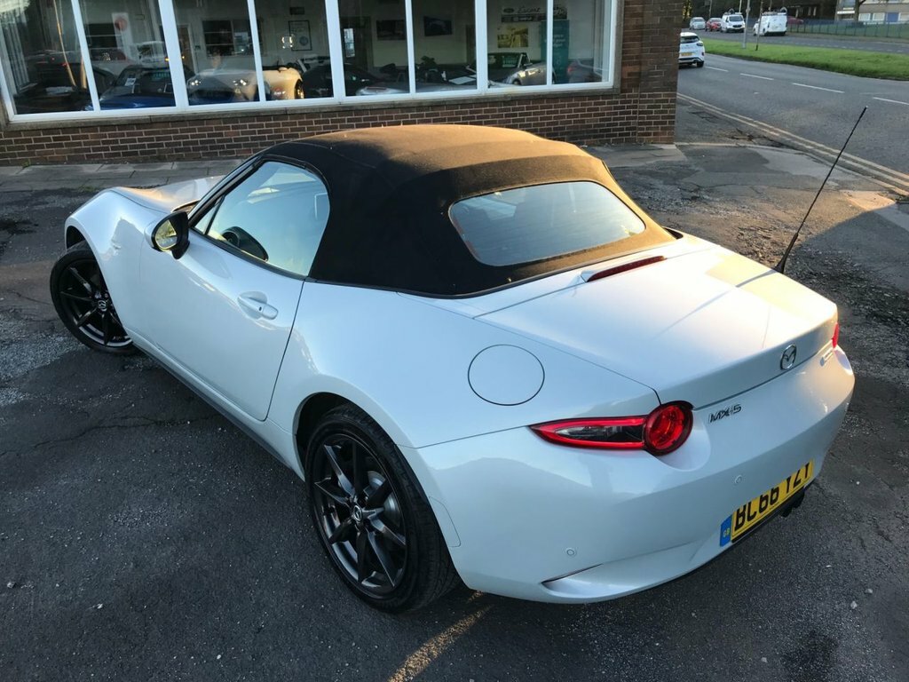 Mazda MX-5 2L Sport Nav Silver #3