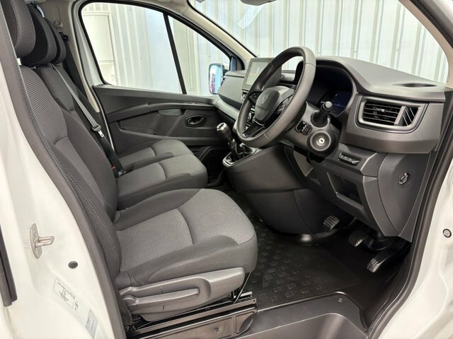 Renault Trafic Renault Trafic Sl30 Blue Dci 150 Advance Safety White #7