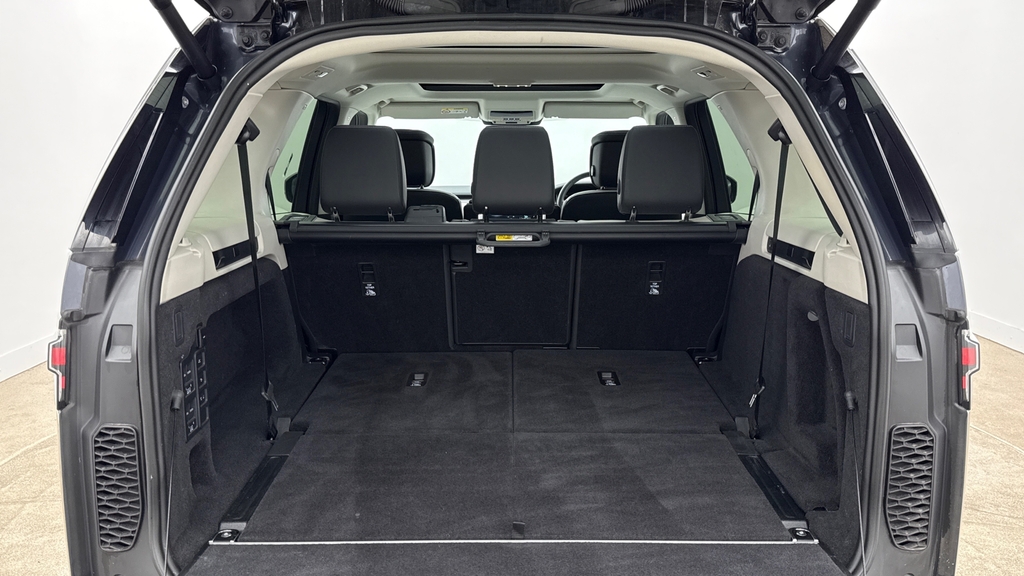 Land Rover Discovery D350 Metropolitan Edition Grey #10