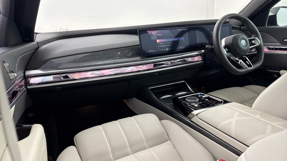 BMW i7 50 105.7Kwh M Sport Edrive Grey #5