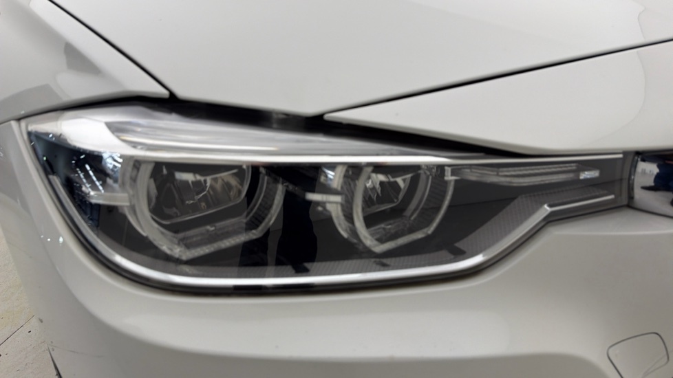 BMW 3 Series 318D Sport Red #23