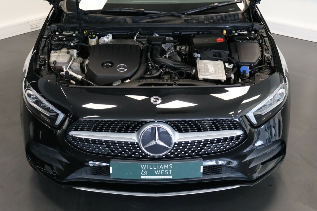 Mercedes-Benz A Class 1.3 A200 Amg Line Premium Plus Black #6