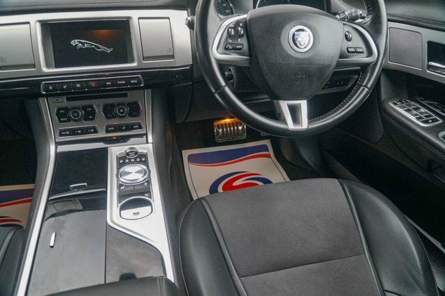 Jaguar XF 2.2D 163 Luxury Grey #43