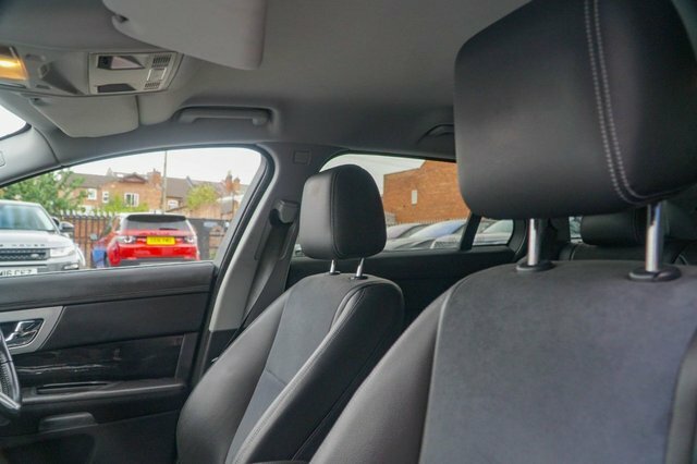 Jaguar XF 2.2D 163 Luxury Grey #22