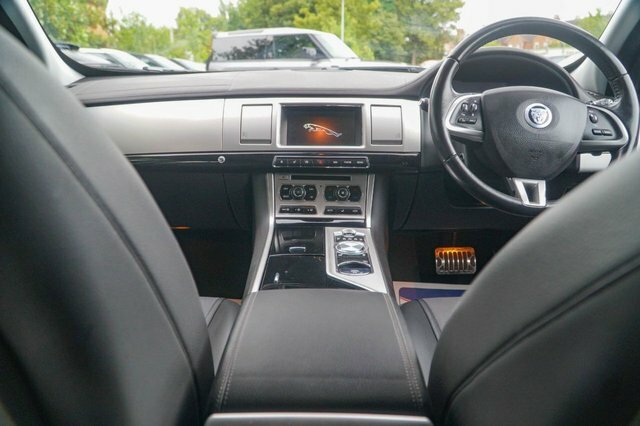Jaguar XF 2013 2.2D Sport Sportbrake Euro 5 White #4