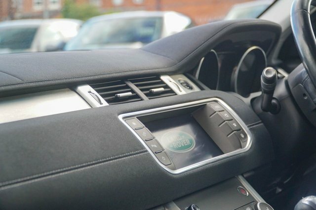 Land Rover Range Rover Evoque 2.0 Td4 Se Tech 4Wd Euro 6 Ss 2017 White #25