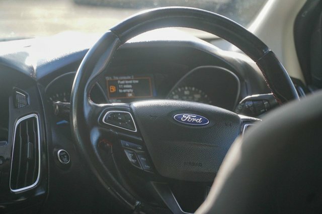 Ford Focus 1.0T Ecoboost Titanium Euro 6 Ss White #46