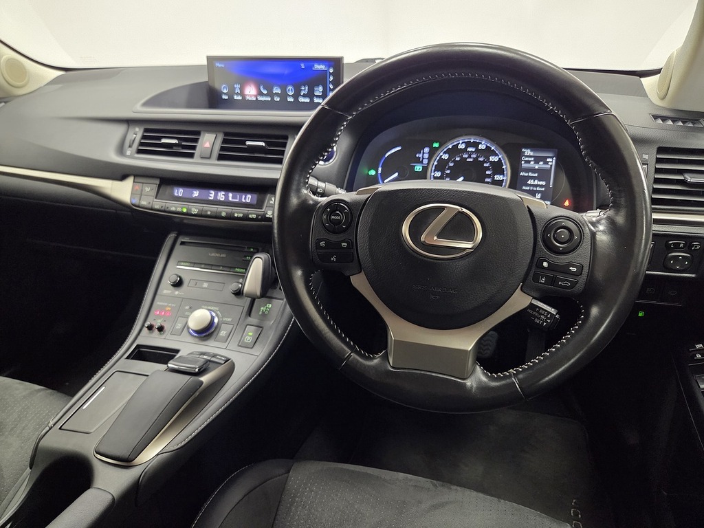 Lexus CT 200H 1.8 F-sport Red #17
