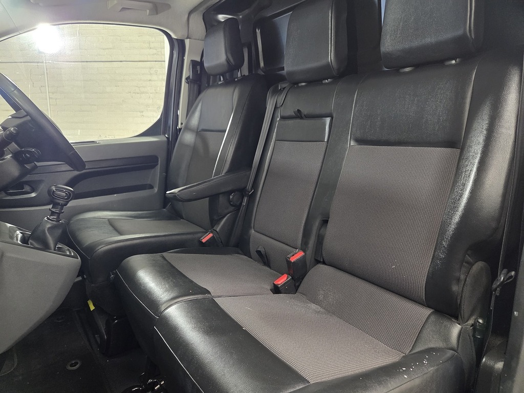 Vauxhall Vivaro Turbo D 2900 Sportive Black #4