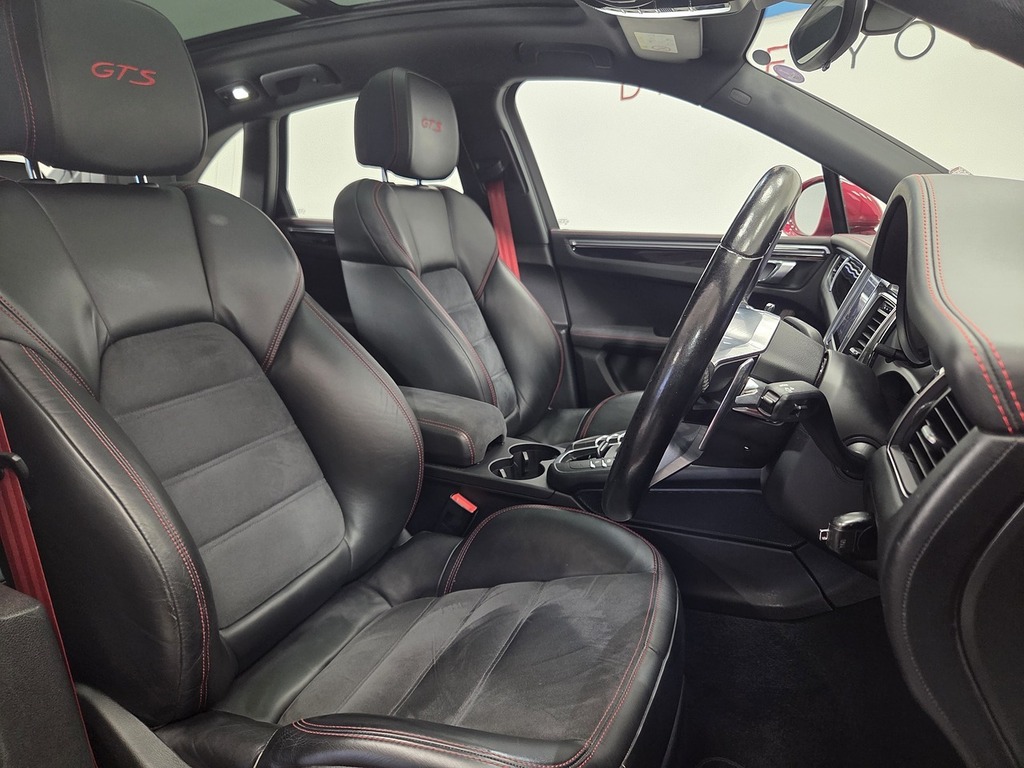 Porsche Macan 3.0T V6 Gts Suv Pdk 4Wd Euro 6 Ss 3 Red #2