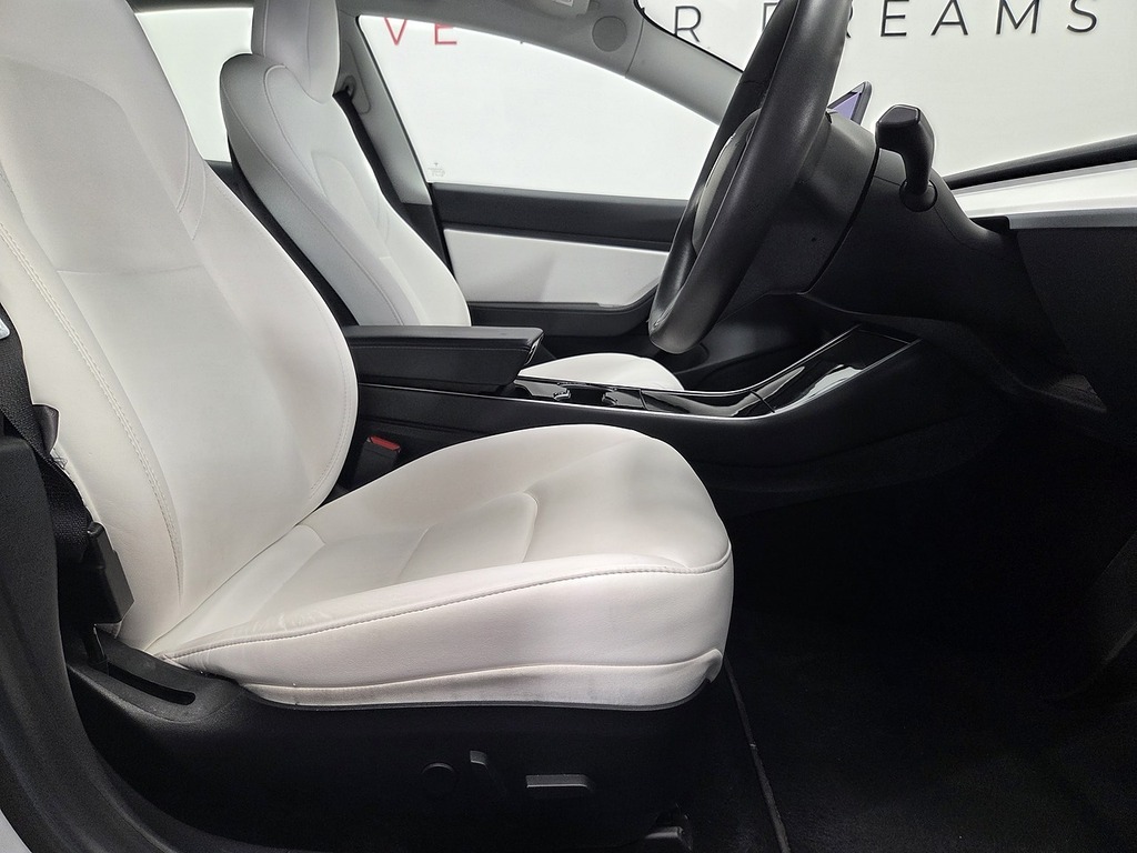 Tesla Model 3 Dual Motor Performance Saloon White #3