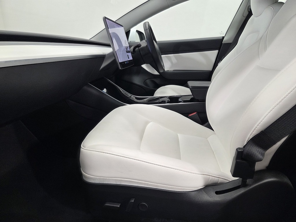 Tesla Model 3 Dual Motor Performance Saloon White #6