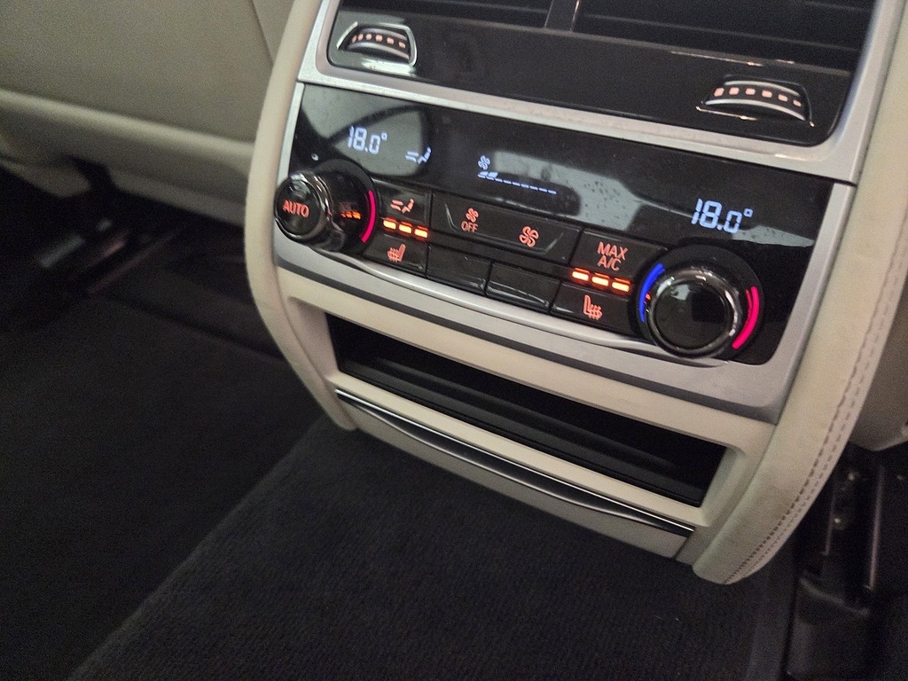 BMW 7 Series 3.0L M Sport  #15