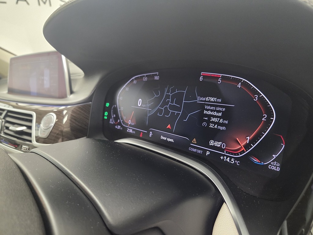 BMW 7 Series 3.0L M Sport  #31