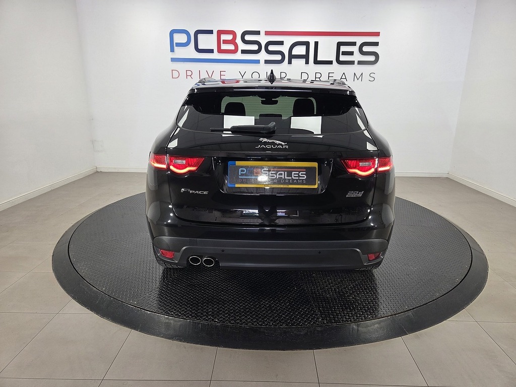 Jaguar F-Pace 2.0D R-sport Awd - Suv 5 Seats Silver #15