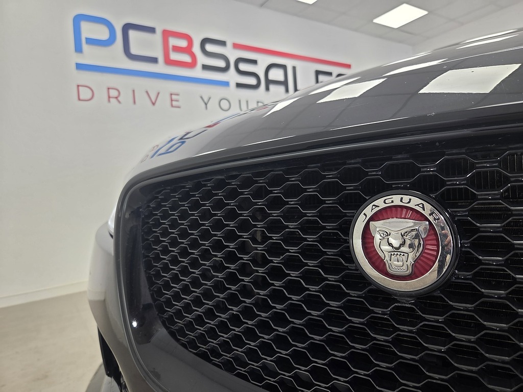Jaguar F-Pace 2.0D R-sport Awd - Suv 5 Seats Silver #42