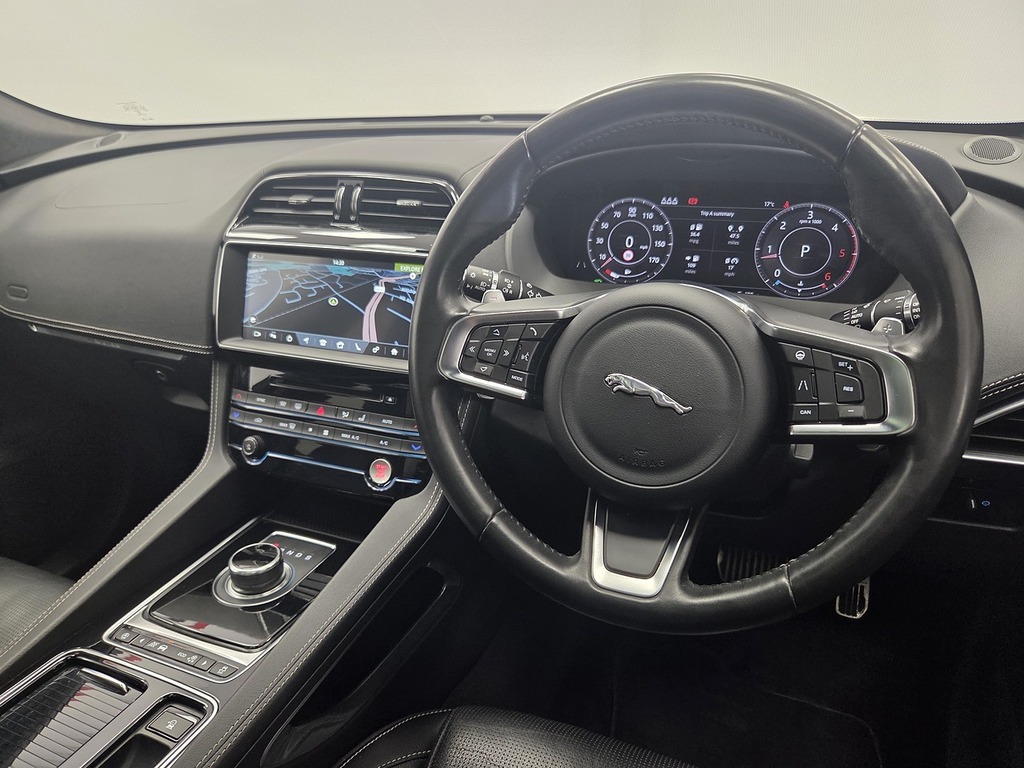 Jaguar F-Pace 2.0D R-sport Awd - Suv 5 Seats Silver #24