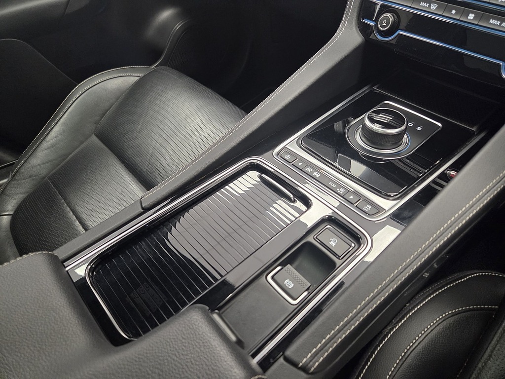 Jaguar F-Pace 2.0D R-sport Awd - Suv 5 Seats Silver #29
