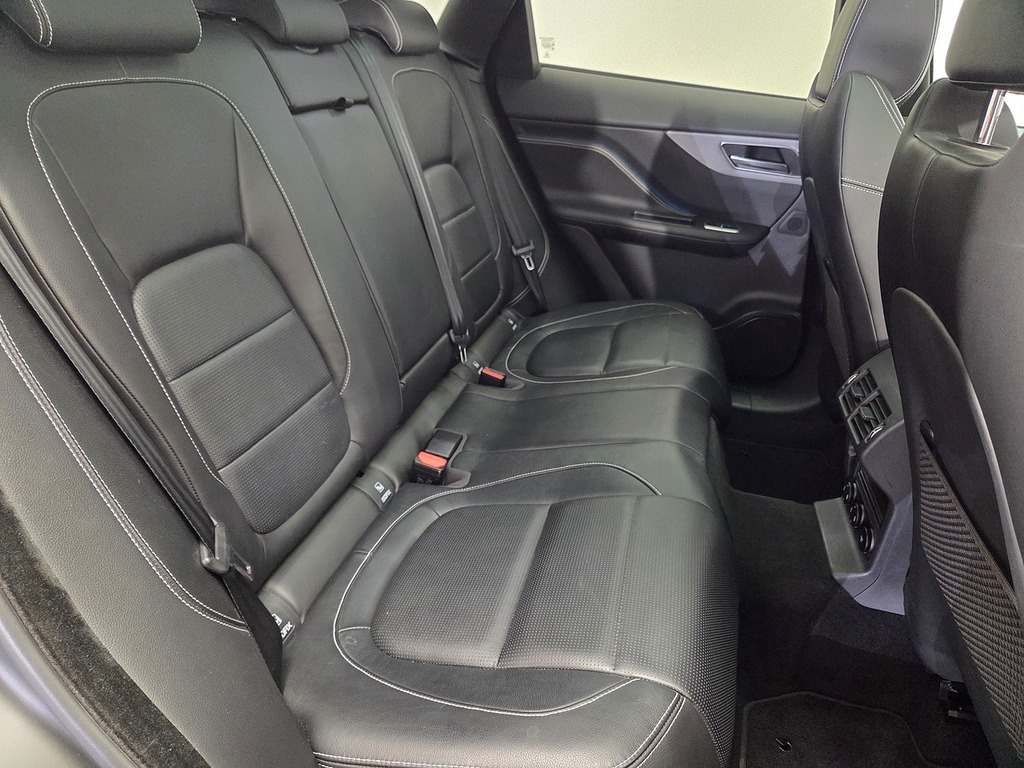 Jaguar F-Pace 2.0D R-sport Awd - Suv 5 Seats Silver #9